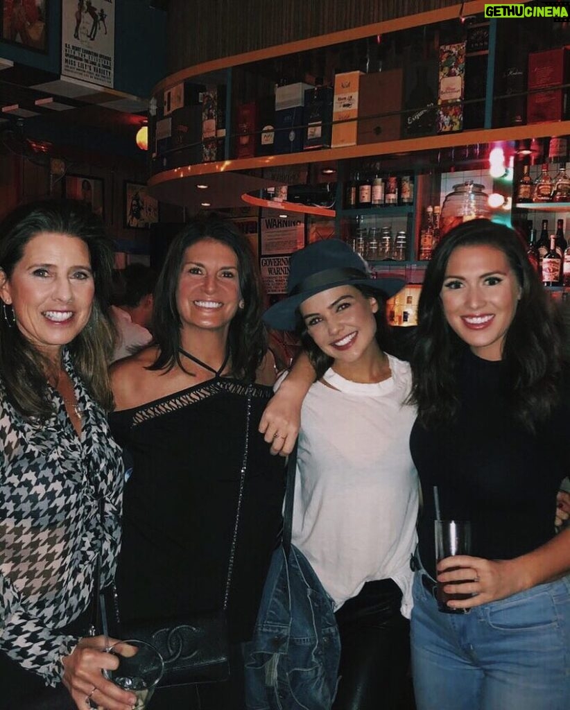 Danielle Campbell Instagram - Four brunettes walk into a bar...