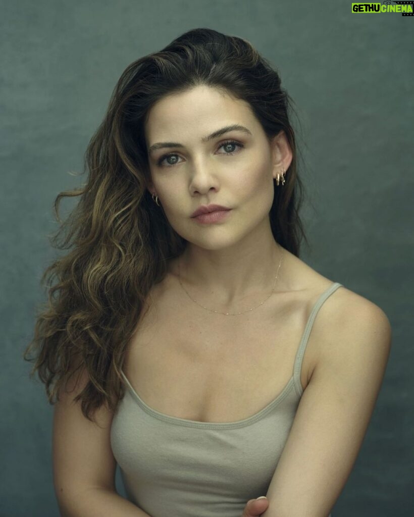 Danielle Campbell Instagram - O P E N I N G N I G H T ✨🎉 Wow what a ride it has been. Trouble I n Mind finally makes it’s Broadway debute! Feeling incredibly honored to be Sharing a stage with this unbelievable company And tell this story. 📸 @justinbettman https://www.backstage.com/magazine/article/25-on-the-rise-performers-you-need-to-know-in-2022-74278/