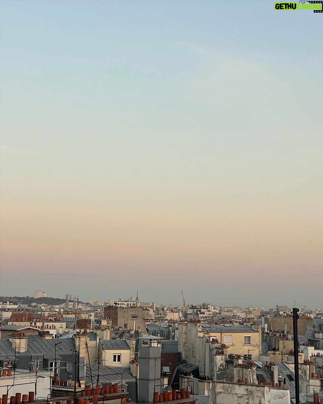 Danielle Campbell Instagram - Paris i can’t get enough of you