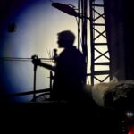 Danila Poperechny Instagram - Вчера я выступал в Лимассоле. Собственно, начал понимать, что каждое следующее выступление я в целом могу подписывать "первый раз выступаю у вас", "огромное спасибо" и выкладывать идентичное фото со сцены с микрофоном. С этого дня попытаюсь немного разнообразить подобные посты, но благодарить вас все равно не перестану! Было круто, вы охуенные) #ВеселаяЖизнь Кипр