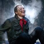 Danila Poperechny Instagram – Выпустил видео на канале о том, как впервые снялся в полнометражном кино. Уже третий день смотрю ваши отметки из кинотеатров и читаю отзывы.
Спасибо огромное за тёплый фидбек и самое главное – ваше внимание! ❤️
“Молодой человек” уже в кино!🎬
ф: @makslonglive