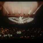 Danila Poperechny Instagram – Стамбул, сегодня было ультра шикарно!
Возможно, мне ОСОБЕННО вкатил сегодняшний вечер из-за того, что два последних выступления были с проблемами, но, на самом деле, даже без этих стравнений – с вами было очень очень хорошо.
Спасибо вам огромное, ну а последним городом тура у вас побыть не удалось, ведь остался ещё один – перенесённый концерт в Антальи, который всё-таки состоится. 5 апреля!
#ВеселаяЖизнь
📷: @makslonglive Istanbul, Turkey