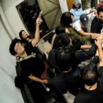 Danilla Riyadi Instagram - Akhirnya ketemu lagi dalam acara charity di MBloc Rabu kemarin, membawakan beberapa lagu sendu yang jarang dibawakan di panggung biasanya, senang sekali akhirnya bisa jumpa mengobati kekangenan ini agar tetap terjaga kesawananku. Photo by @anandasurio. Mblocspace