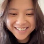Danilla Riyadi Instagram - Pertengahan bulan gini enaknya bagi-bagi handphone dan merchandise kali yaah? Sambil pada nunggu Showcase Pentas Kemilau Pop Seblay besok! 🥳 Nahh, ini yahh caranya: - upload video kalian menyanyikan lagu di album Pop Seblay dengan lirik yang dibaca terbalik - Tag dan mention instagram @poco_id @danillariyadi - Pastikan kalian follow instagram @danillariyadi dan @poco_id - Share postingan ini di story kalian untuk bonus penilaian pemenang Dua orang peserta yang paling menghibur berhak memenangkan 1 BUAH HANDPHONE POCO dan MERCHANDISE PENTAS KEMILAU POP SEBLAY. Periode Giveaway akan dibuka hingga 26 September! Selamat bernyanyi terbalik! #POCOnyaBeraksi #POCOnyaPopSeblay