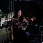 Danilla Riyadi Instagram – Akhirnya kembali lagi manggung di Solo. Seneng banget bisa denger penonton ikutan nyanyi lagu-lagu di album Pop Seblay, terima kasih ya! 

Perjalanan menuju Solo penuh drama banget, hahaha! Sampai diriku semoet kebawa kereta ke Madiun, dan di situ saya sadar akan rasa kasih sayang dari Tim Kesuksesan Danilla yang gercep ngangkut saya lagi ke Solo. 

Love you guys, forever and ever!

Photo by @anandasurio