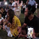 Danilla Riyadi Instagram - Menutup Oktober di Bogor bersama @sewaktu___, terima kasih untuk panggungnya yang intim dan hijau kemarin, juga untuk kalian yang hadir dan bertukar kisah yang hangat. Sampai jumpa lagi 🍃