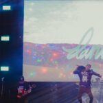 Danilla Riyadi Instagram - Kembali diajak manggung sama @seringai_official setelah sekian lama. Bawain lagu Ishtarkult dan Akselerasi Maksimum. Energinya luar biasahhh!! Photo by @rizky.nawan