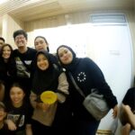 Danilla Riyadi Instagram - Sedikit gambar kondisi backstage sebelum dan sesudah showcase, kalian bisa saksikam betapa excited kita di kedua moment tersebut. Photo by @anandasurio