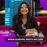 Danilla Riyadi Instagram - Memvalidasi segala emosi yang kita rasakan itu perlu, bahkan bisa jadi salah satu cara untuk melewati masa-masa kelabu. Ini yang juga Danilla lakukan kalau hidupnya sedang tidak baik-baik saja. “I’m not okay, but it’s okay.” Cara lain ya bisa dengan makan enak, main sama peliharaan, gaming, atau bikin lagu. Danilla melepaskan luka lama yang belum selesai, jadilah lagu “Sarwa”. Danilla fangirling ke Nicholas Saputra juga jadi sebuah lagu, nggak butuh waktu lama lagi bikinnya hehehe. Saksikan episode selengkapnya ya.. Sabtu, 2 Desember 2023, jam 7 malam. Hanya di SEA Today! :) _______________________ To validate your emotions is necessary. It's also among the ways to get through hard times. That's what Danilla also does when her life is not okay. "It's okay, not to be okay." Another way to cope with sadness is by eating good food, playing with pets, gaming, or making songs. Danilla poured her old unfinished wound to the song "Sarwa." The way Danilla fangirling Nicholas Saputra also turned into a song, which she made in a heartbeat. Watch the full episode on Saturday, December 2, 2023, 7pm. Only on SEA Today! :)