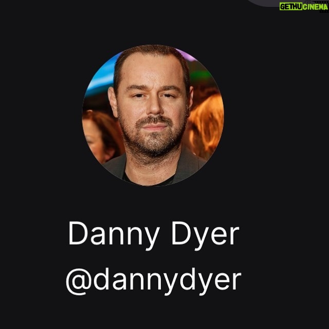 Danny Dyer Instagram - So my old mucker @buxtagram has been driving me mad about joining Cameo…so I thought fuck it I’ll give it a go…if you want a personal message from me wishing someone a happy birthday…or maybe just calling someone a twat..the link is in my Bio. 👍🏻