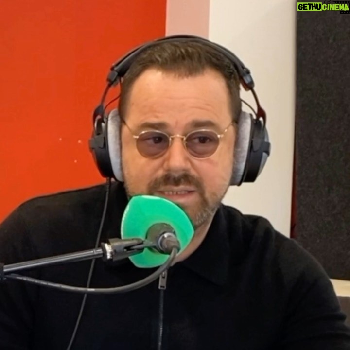 Danny Dyer Instagram - Please do get in touch if you’ve seen an Alien…..and I’m not talking about the weird looking fucker that lives down the road from ya…. Get your ears round the brand spanking new episode of #SortedWithTheDyers out now on @spotifyuk