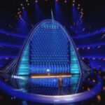 Danny Dyer Instagram - That nutty game show I’m hosting Is back on the scene....make sure you get involved with the madness that is....THE WALL....Saturday night 9 15....BBC One. #Dropem