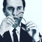 Danny Dyer Instagram - I was given a beautiful opportunity to make a film about the brilliant enigmatic giant of a man Harold Pinter.....it’s a love letter....an Ode if you like.....there isn’t a day they goes by that I don’t think about him. Anyway if you’re feeling cultured then have a little pipe....it’s on tonight on Sky Arts at 9 pm.....#ripharold