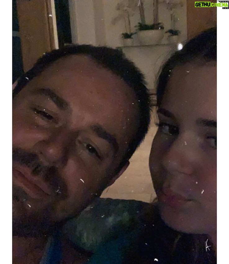 Danny Dyer - 28.5K Likes - Sunday nights with . @sunniedyerxx ❤️#thickasthieves