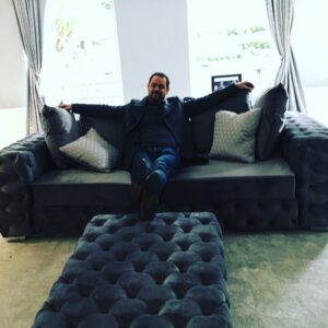Danny Dyer Instagram - Wanna thank @__honeyimhome__ for sending us some beautiful sofas to stick our trotters up....David Cameron style.  Makes our gaff look the bollocks....❤️