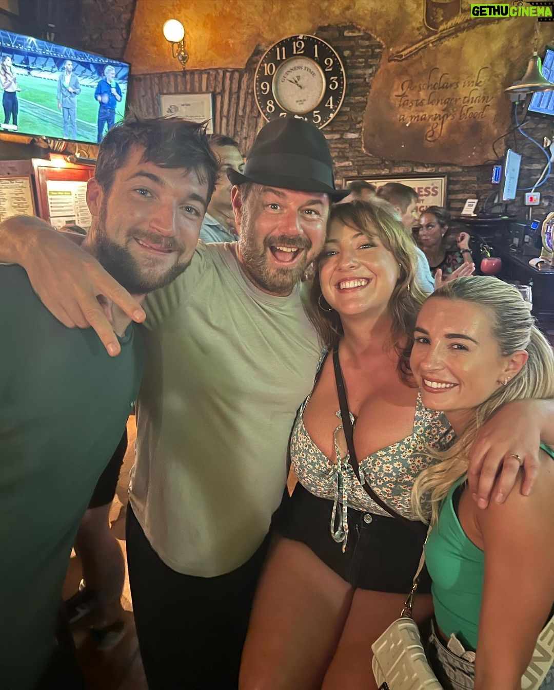 Danny Dyer - 40.5K Likes - FINAL week- episode 4 ✅
THATS A WRAP 🎥
Had the best time with you @officialdannydyer safe to say I couldn’t have done this without you.. living out of a suitcase for a month is definitely not something we are both used too😂
We have had the most crazy/hard but funny time and definitely made amazing memories together..
Thank you so much to everyone who has worked on our show you are all so so amazing and we couldn’t have got through this job without you! You work so hard behind the scenes and so thankful for that..
Can not wait for you all to watch our show next year😍
Now time to get me and my little Santiago home and back to our reality❤️