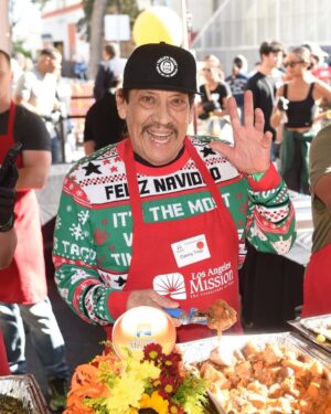 Danny Trejo Instagram - Such an honor to help serve a Thanksgiving dinner to those in need with the @thelamission. Life is all about giving back to others. I hope you all had a great #Thanksgiving, god bless!