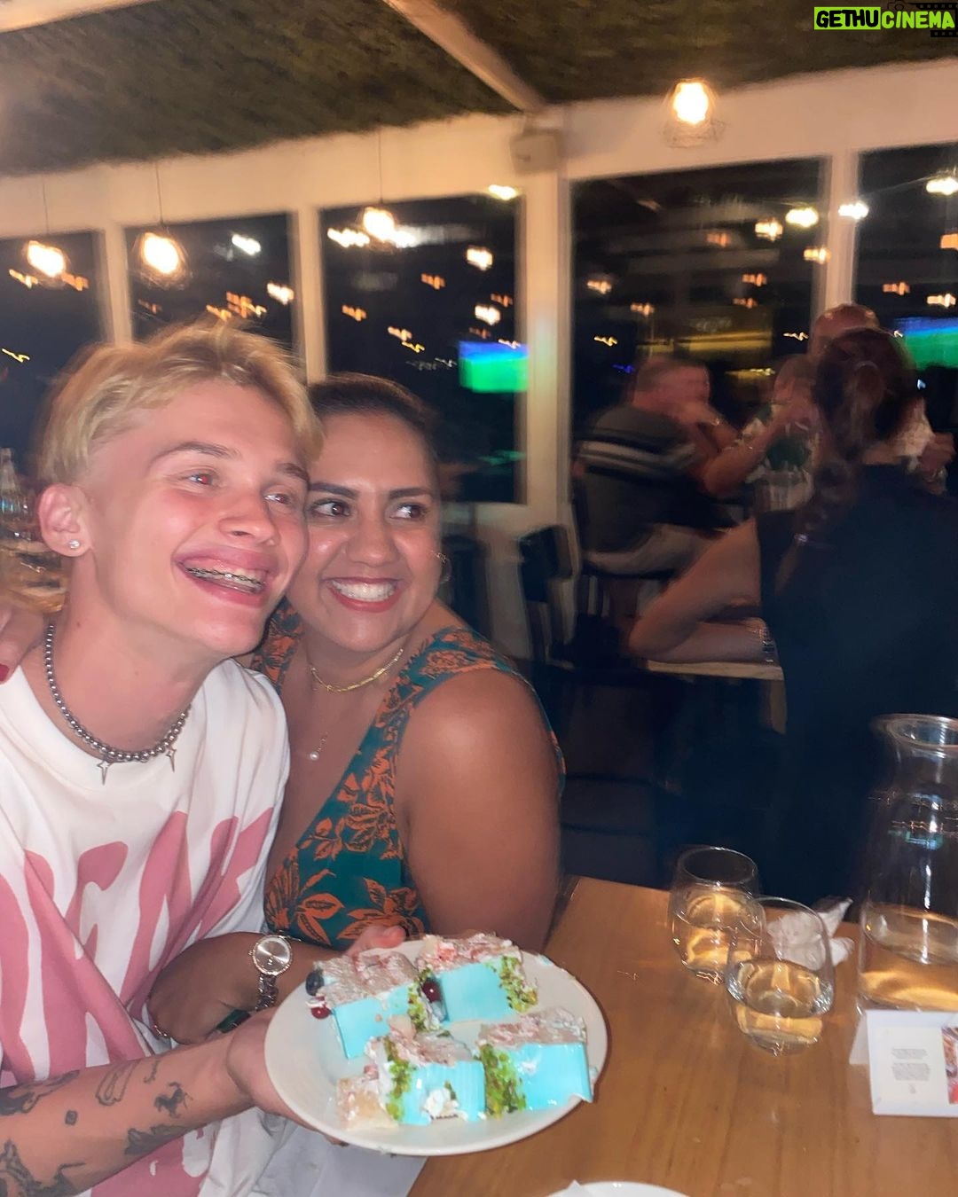 Danya Milokhin Instagram - Happy birthday! 🥰🤘