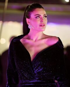Dareen Haddad Instagram - 🔮🎆💎 @mamshaahlmisr @rizkhairstudio @shady_reda_makeup @maged_redaa @abdelrahman3dly #mamshaahlmisr #ممشى_أهل_مصر #دارين_حداد #بابلو #رمضان #مسلسلات_رمضان #celebstyle Cairo, Egypt