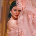 Dareen Haddad Instagram - 🦩 #celebritystyle #uaefuture #cairo #tun #uae #دارين_حداد
