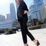 Dareen Haddad Instagram - شكرا مؤسسة الطارق على منحي لقب سفيرة الأمل من قبل "uk gulf center for studies and business" مع مبادرة "غذائى علاجى" ومركز الطارق للتأهيل والتوحد في الدوره الثامنة للمؤتمر كل الحب ❤️ @altareq_center @armanihoteldxb @burjkhalifa @ego_eg @giuseppezanotti @richardmille @medo0o0o1212 #uae #autismclub #autism #uae #ambassadorofhope #humanity #nutraways #dxb #دارين_حداد Burj Khalifa By Emaar