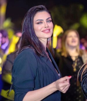 Dareen Haddad Instagram - ❤️‍🔥 @best_media_production 
@cairofilms 
#دارين_حداد #ciff44 #best_media_production 
#styledbyme