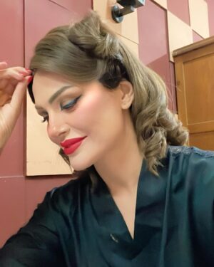 Dareen Haddad Instagram - فيكو ❤️ فيكتورين 
من مسلسل الضاحك الباكي اخراج أ/محمد فاضل 
يعرض حاليا على قنوات @cbcegypt @cbcdrama 
#الضاحك_الباكي #دارين_حداد #محمد_فاضل #نجيب_الريحاني #فيكتورين