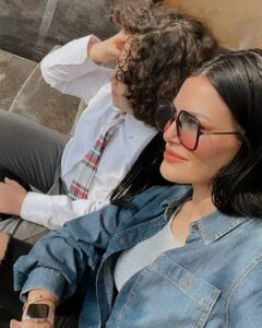 Dareen Haddad Instagram - ❤️راندا وابنها ميرو من فيلم جروب الماميز اخراج /أ @amro_saladin @adam_anwar09 Big thanks for my teamwork @sama.elropy_makeup_artist_ @eyad_ramzy_mua #دارين_حداد #جروب_الماميز #فيلم Cairo, Egypt