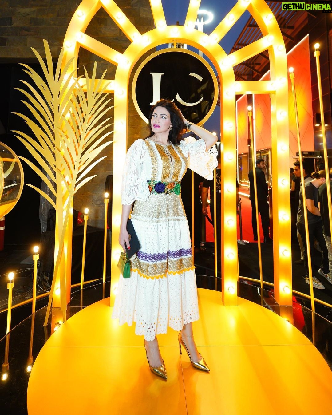 Dareen Haddad Instagram - ๐น๐ณ @samya_harem #tunisianstyle #cairo #tunisian_traditional_outfit #ุงููุจุงุณ_ุงูุชูููุฏู_ุงูุชููุณู Thank you my friend @maged_helal ๐ธ @downtownkatameya @lecollezionieg Downtown Katameya