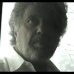 Dariush Eghbali Instagram - مردمان گر يکدگر را میدرند گرگ‌هاشان رهنما و رهبرند... موزیک ویدیوی «گرگ» در‬ کانال رسمی داریوش در یوتیوب منتشر شد. لینک مستقیم در بخش بیوگرافی این صفحه قرار داده شده است ‏Youtube.com/dariusheghbali گُرگ: فریدون مشیری / داریوش / علی الهی کارگردان: علی زارع تهیه کننده: اصلان حافظی @fereydoonmoshiri | @deghbali | @alielahimusic | @alizare_photographer | @pocket.ace.productions