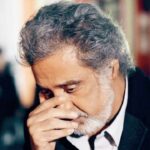 Dariush Eghbali Instagram - زیر پاهای تو هستم، تو منو زنده نگه دار‫…‬ موزیک ویدیوی «بوف کور» از آلبوم «گرگ»‫ در‬ کانال رسمی داریوش در یوتیوب منتشر شد. لینک مستقیم در بخش بیوگرافی این صفحه قرار داده شده است ‏Youtube.com/dariusheghbali . داریوش: بوف کور‬ شعر: فرهاد عزیزی آهنگ و تنظیم: فرزاد فتاحی کارگردان: کوجی زادوری
