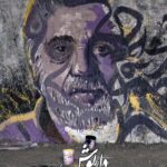 Dariush Eghbali Instagram - ‎. نوروزتان پیروز! تا زندگی هست، امید هست… برای فردایی بهتر، باید امید داشت. برای بهتر بودن، باید تلاش کرد. برای رهایی، باید در کنار هم بود. باشد که امسال، سال آزادی باشد، سال سلامتی، سال موفقیت، سال شادی و لبخند . ‎داریوش: لبخند ‎ترانه: اردلان سرفراز ‎موسیقی و تنظیم: داریوش تقی‌پور (آوستا) ‎تهیه‌کننده: اصلان حافظی ‎کارگردان: آرشیا شکیبا @arshiashakiba @pocket.ace.productions @dariush_taghipourfard_avesta @ardalansarfaraz