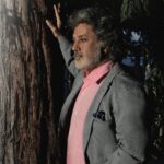 Dariush Eghbali Instagram - ...مرا به دنیا بنویس، همیشه تنها بنویس