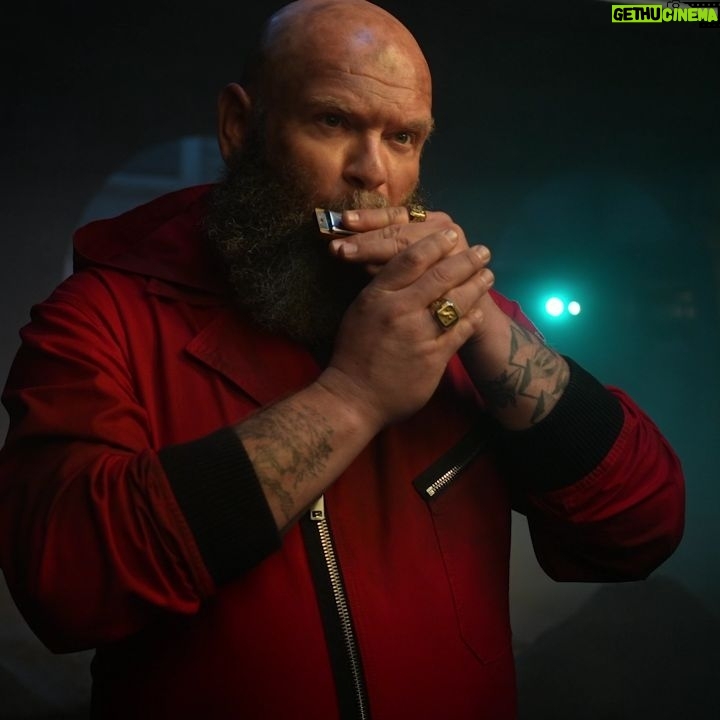 Darko Peric - 170.1K Likes - Bella Ciao was and always gonna be the song of the resistance!!!
A domani!!!
#lcdp5