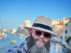 Darko Peric Instagram - That's how my friend @davide___lombardi see me in Venice!
#pma #venicefilmfestival #puravida