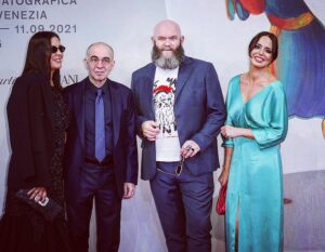 Darko Peric Instagram - On my way home, once again thinking about @labiennale
I've met my friends, made new friends and spend some time with a living legends, Giuseppe Tornatore is one of them . 
Thanks once again my dear @gisellamarengo for inviting me to see that wonderful documentary about Maestro Ennio Moricone!!!
It's always pleasure seeing you @martamilans 
Special thanks to @fusaroantonio1893 
#pma #venicefilmfestival