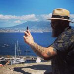 Darko Peric Instagram - Vedi Napoli e poi...😎 #pma #vesuvio #bellanapoli Castel dell'Ovo... Naples