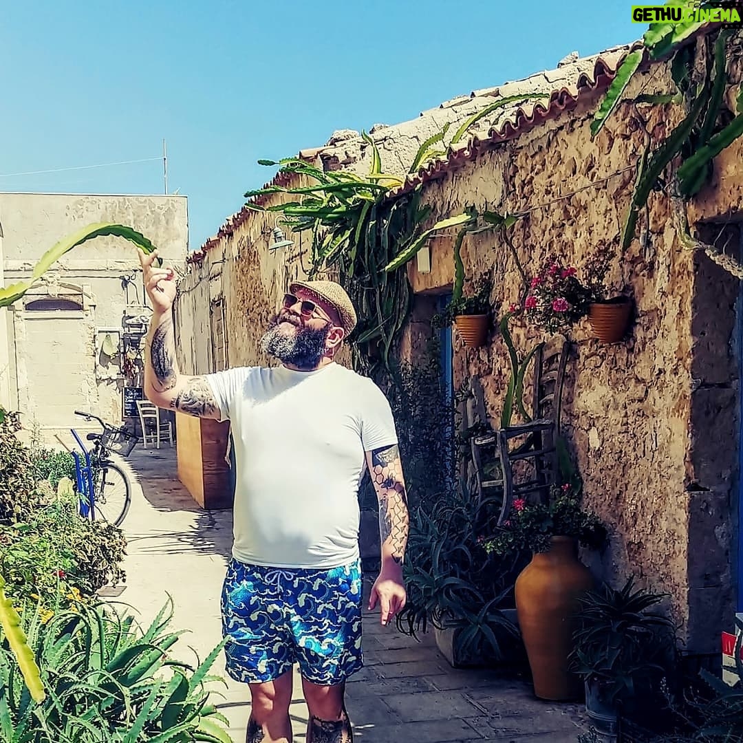 Darko Peric - 139.9K Likes - I just fall in love with amazing Sicily!!! Magic places and beautiful people, thanks everyone for making it possible... Special thanks to "Complete Evacuation Crew"!!!
I'll be back soon!!!
#pma #sicilia #completeaevacuation