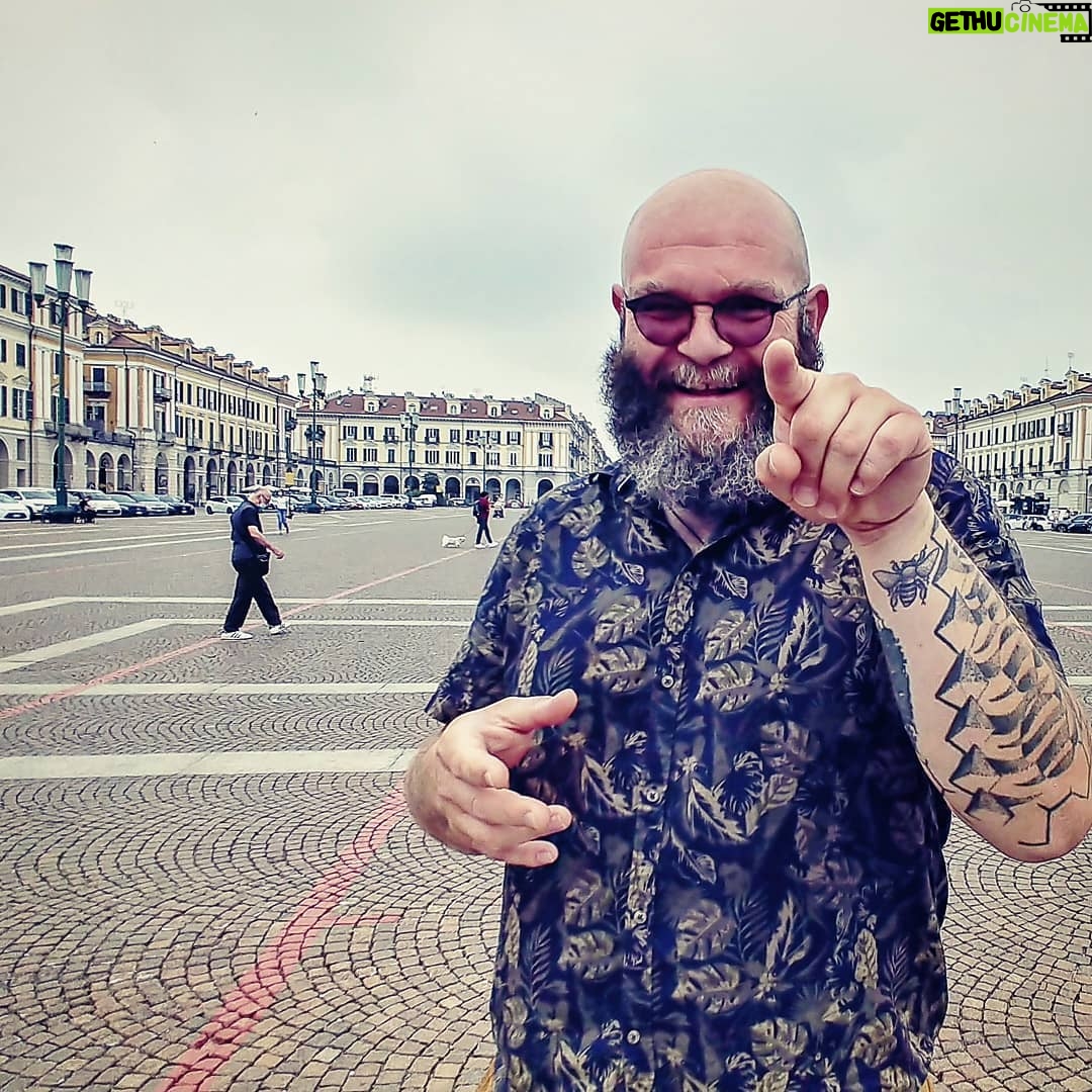 Darko Peric - 96K Likes - Bellissimo Cuneo, bellissimo Piemonte, bellissima gente di @amicorti_filmfestival , grazie mille!!!
Piazza Galimberti of Cuneo inspired Napoleon to do the similar one in Paris and call it Place du Vendôme!
#pma #carpediem