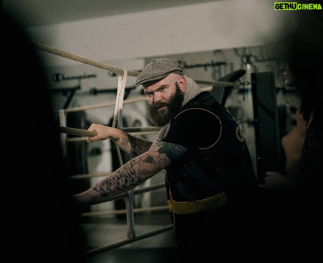 Darko Peric - 59.4K Likes - New things are coming...
This time pure Paris vibe!!🥊🥊
Il a du potentiel @nour.mss
Thanx @cloe_harent_cinema for the capture
#boxing
#getupseries