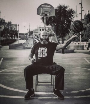 Darko Peric Instagram - Being happy and true to yourself, what is more important than that!📷@karrolkie 
#pma #happytuesday #homesweethome