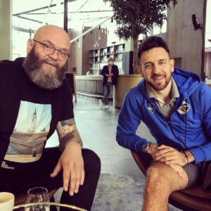 Darko Peric Instagram - I'm so happy and grateful for being invited by @euroleague to participate in this #finalfour experience, but I'm even more excited to meet and chat with this two great players and amazing human beings
@nikolamirotic33 and @vasamicic13 
All my respect!!! 
And for tomorrow finals, let the better  win !!!
🏀 🏀 🏀 🏀

Presrecan sam i zahvalan @euroleague sto su me pozvali da uzivam u ovom #finalfour ,
ali pre svega sam uzbudjen sto sam mogao da popricam sa mojim zemljacima, izvanrednim igracima i ljudinama u svakom smislu @nikolamirotic33 i 
@vasamicic13
Svo moje postovanje momci!!!
A za sutrasnje finale, neka pobedi bolji !!!
🏀 🏀 🏀 🏀
Estoy feliz y agradecido a @euroleague por haberme invitado a #finalfour , pero estoy aún mas emocionado por haber hablado con mis compatriotas, increibles jugadores y muy grandes personas @nikolamirotic33 y
@vasamicic13 
Todo mi respecto muchachos!!!
Y para la final de mañana, que gane el mejor !!!
🏀 🏀 🏀 🏀
#f4glory #basketball #balkanboys #kosarka