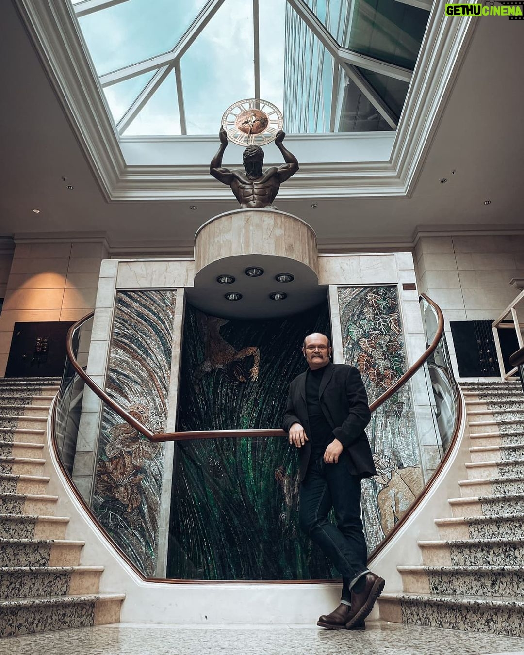 Darko Peric Instagram - I had a great time in amazing city of Belgrade, seeing old friends, going around the familiar places, enjoying basketball, eating all that tasty food and actually feeling home!!! Thanks everybody for your time and special thanks to @hyattregencybelgrade for your warm hospitality!!! Photo by @samardzicharis #pma #beograd #serbia Hyatt Regency Belgrade