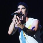 Darren Criss Instagram - my dear 🇲🇽 you never cease to traer el fuego! muchas gracias a todos mis amigos! the show was totalmente chido 🤘😎 thank you @ocesa @frontonmexico for bringing me back to CDMX❕ 📸 pro shots : @liliestradamx 📱bro shots : @dylansaunders @rockerrick Mexico City, Mexico