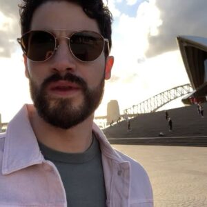 Darren Criss Instagram - BONZER! Stoked to finally announce a run of shows in Australia! I’ve always been so appreciative of the support I’ve had throughout the years from down under, from the YouTube days to TV and Broadway and beyond. And I’m not here to f*k spiders m8, you bet I’ll be bringing all those tunes with me. Can’t wait to finally have a singalong with all you lovely folks who’ve been waiting patiently for them in the southern hemisphere. Special thanks to @michaelcasselgroup for making this happen. Here’s some pics from my last visit to celebrate how excited I am to not only return, but to get to see more of Oz! 🤘😎🇦🇺

Adelaide 9/3
Canberra 9/4
Melbourne 9/5
Hobart 9/7
Sydney 9/11

Tickets on sale July 27, link in bio for more info. Catch ya soon…