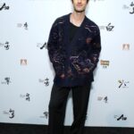 Darren Criss Instagram - To my dear beloved @suntorywhisky- Happy 100 birthday. 日おめでとうございます。What an honor it was celebrating this incredible milestone with you,  すんばらしかった❗️どうもありがとうございました 。Thank you for having me, it really is a beautiful house. And to Mr. Potter & Fukuyo-San, お会いできて嬉しいでした 。乾杯‼️ 🥃😎🇯🇵 #suntorytime #suntory100