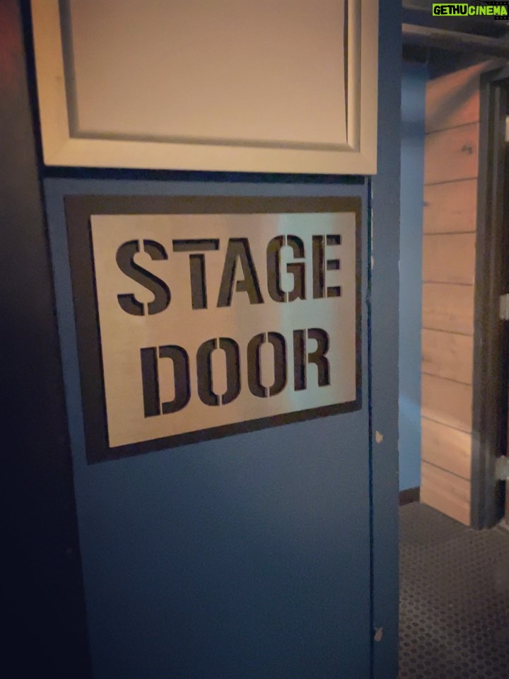 Darren Criss Instagram - thanks again @theparamountny - first time back in almost 10 years. Let’s not wait so long for the next fam reunion, k? The Paramount