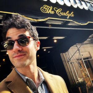 Darren Criss Instagram - So I got to do the Hollywood Bowl last week- an iconic, huge, west coast venue. So to follow up I’m doing the opposite of that- a tiny, east coast venue- but still very much iconic. Cafe Carlyle is one of those legendary NYC places I’ve always wanted to gig at and I’m pleased to announce a short residency there from Nov 29-Dec 10, just in time for the Holiday Season. Whoop-de-doo!🎄 Tickets on sale now! 🎁