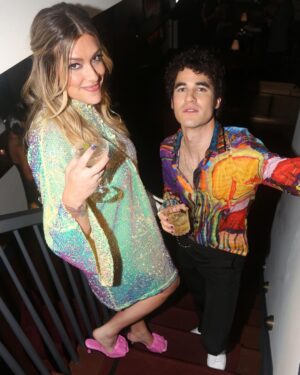 Darren Criss Instagram - Me and Mama Mia’s night out. 

Tony’s day was a blurry marathon. Early morning dress rehearsal, then @buffalobway matinee then @TonyAwards… then after party from which I watched the sun come up. Feel like I’m only just now waking up from the fever dream.