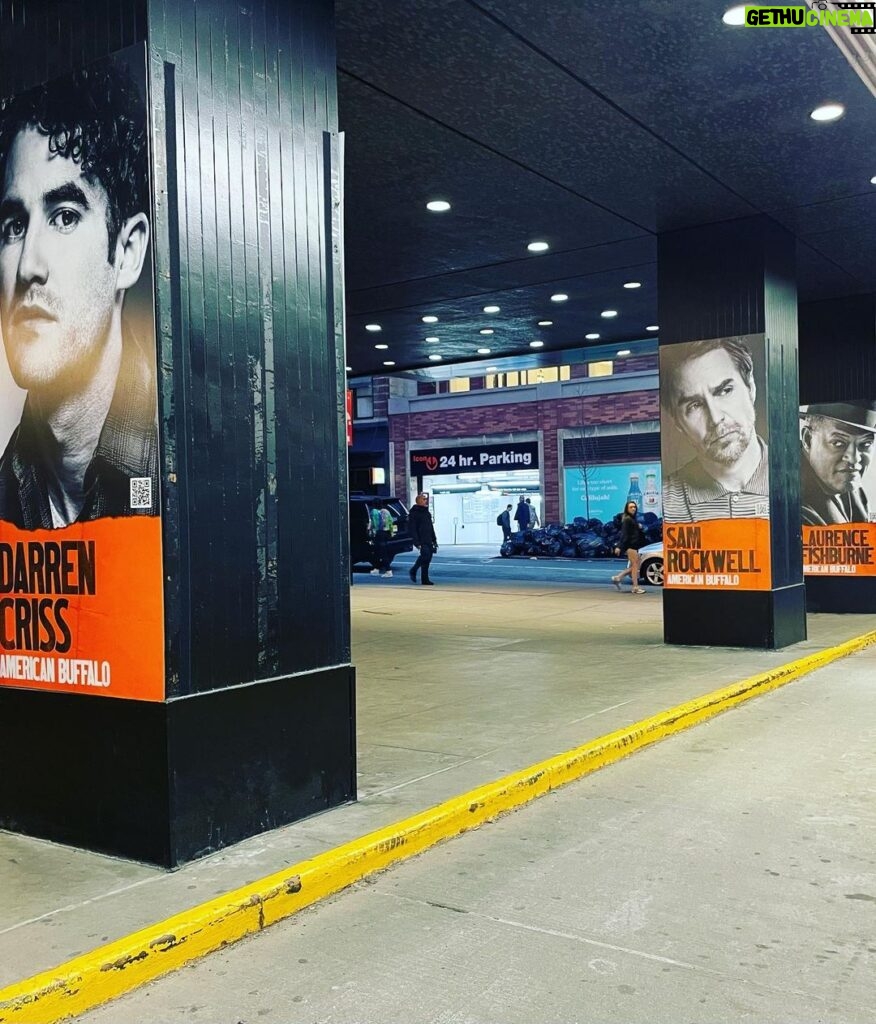 Darren Criss Instagram - 2 years later. still can’t believe it. happy first preview everyone. 🇺🇸🦬🎭 + ⭕️ in the▪️ = #buffalobway Circle in the Square Theatre NY